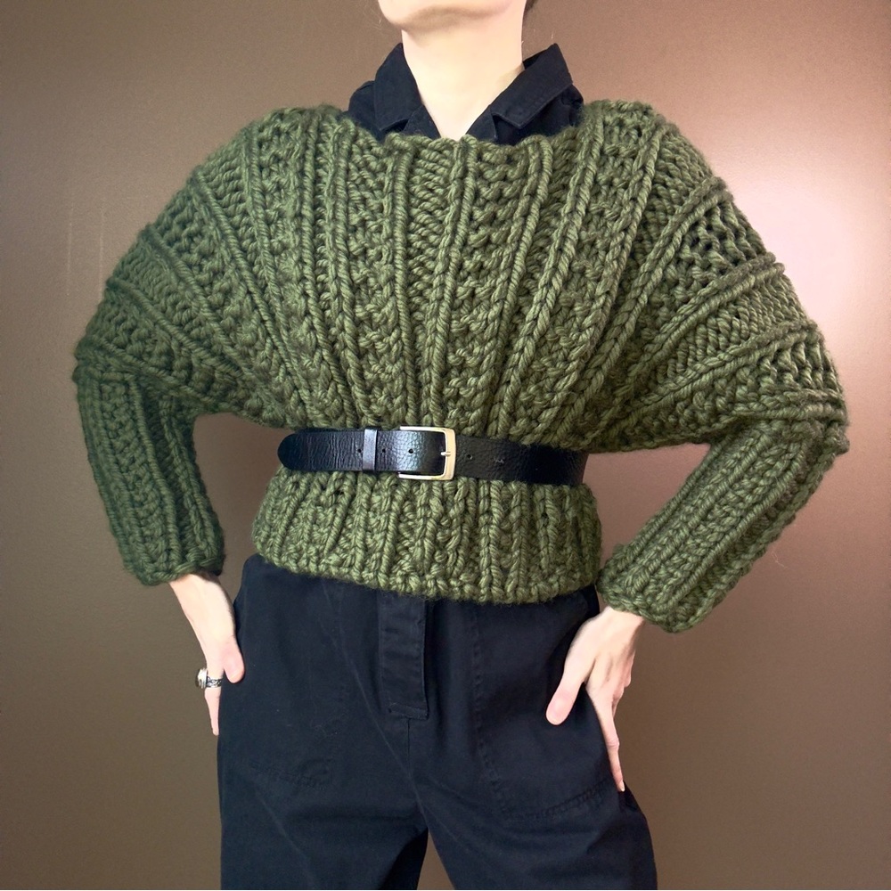 Green Cropped Knitted Sweater - Picture 2 of 8